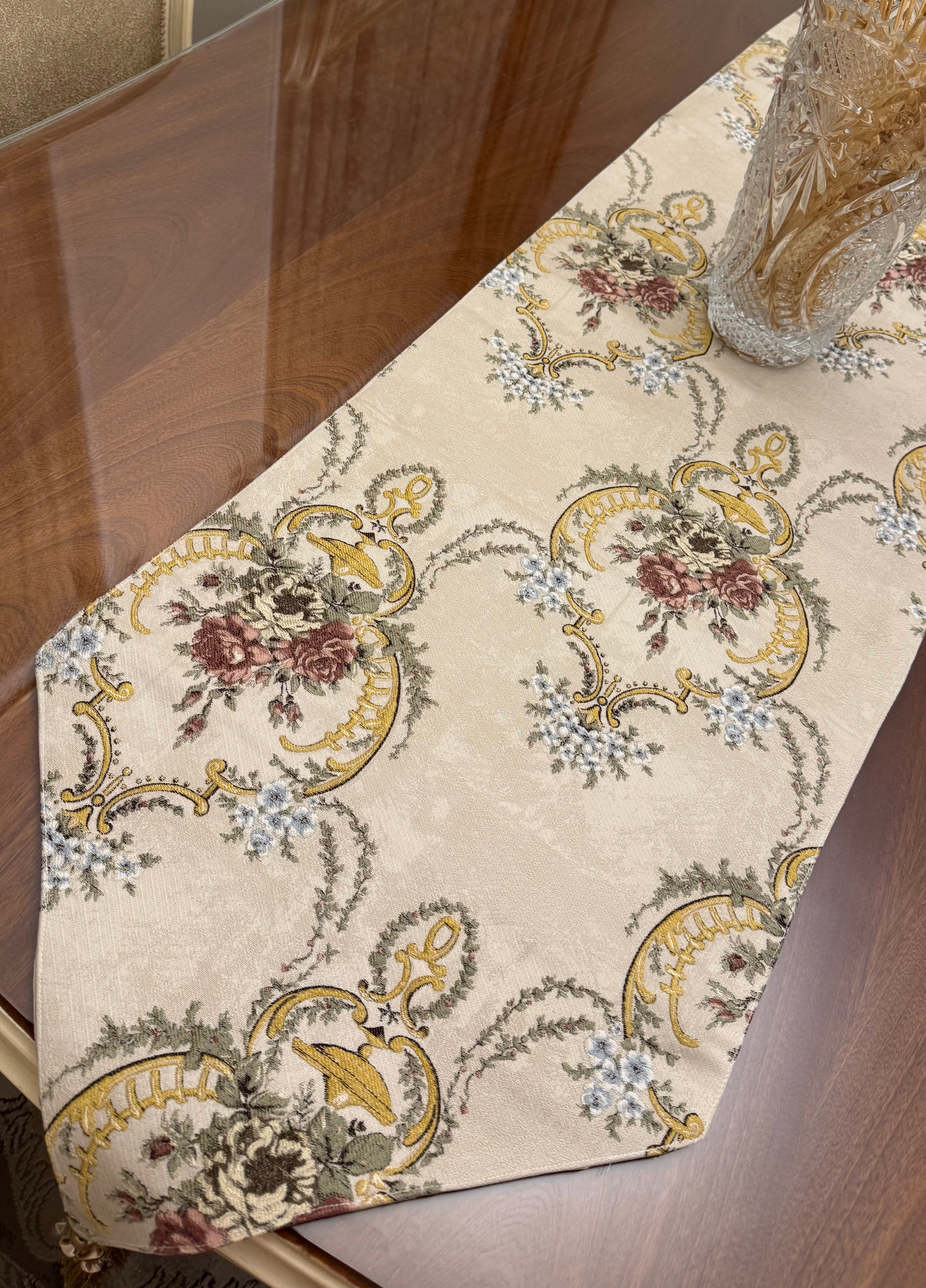 Royal beige runner