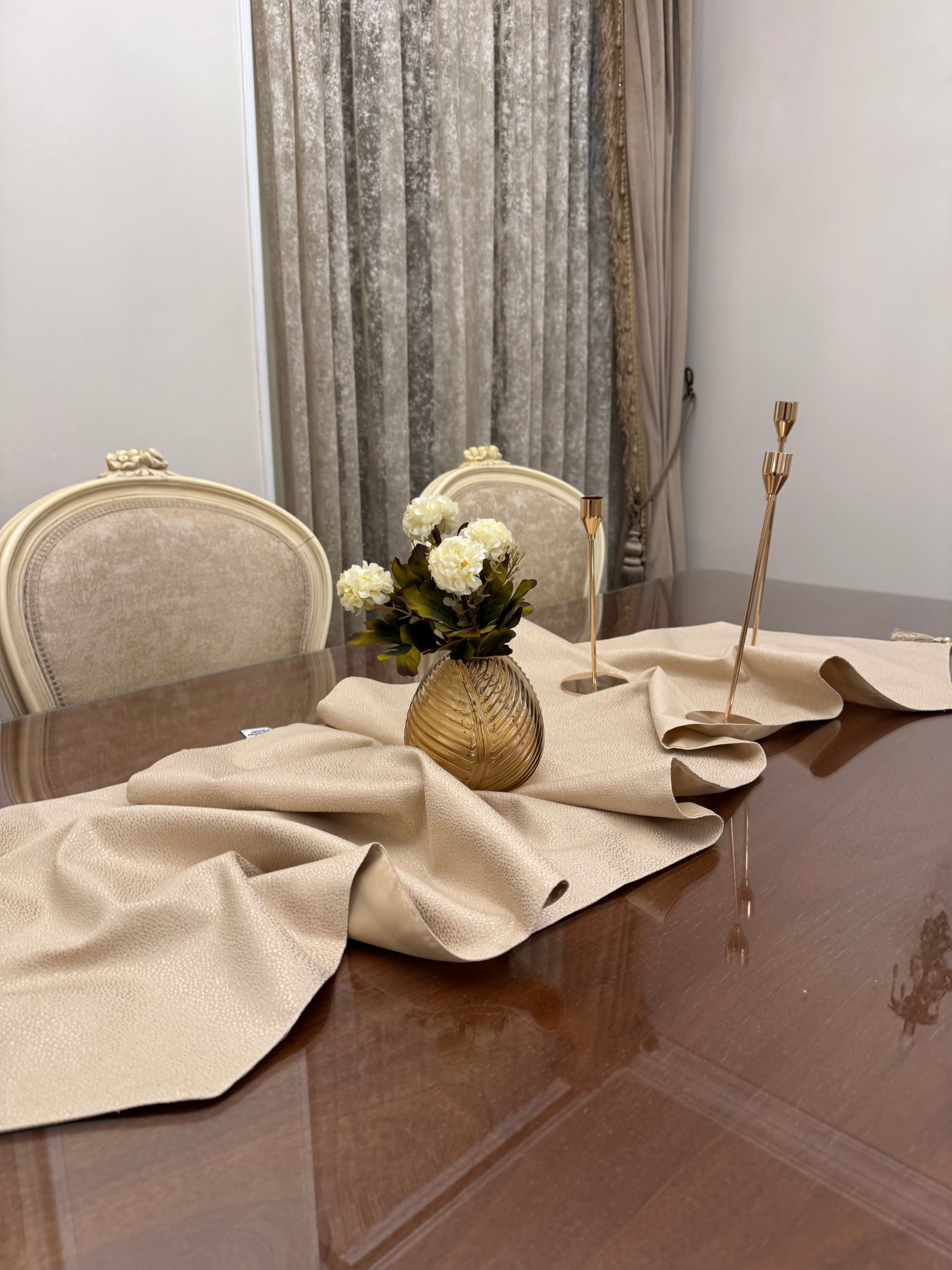 Pointed gold table runner