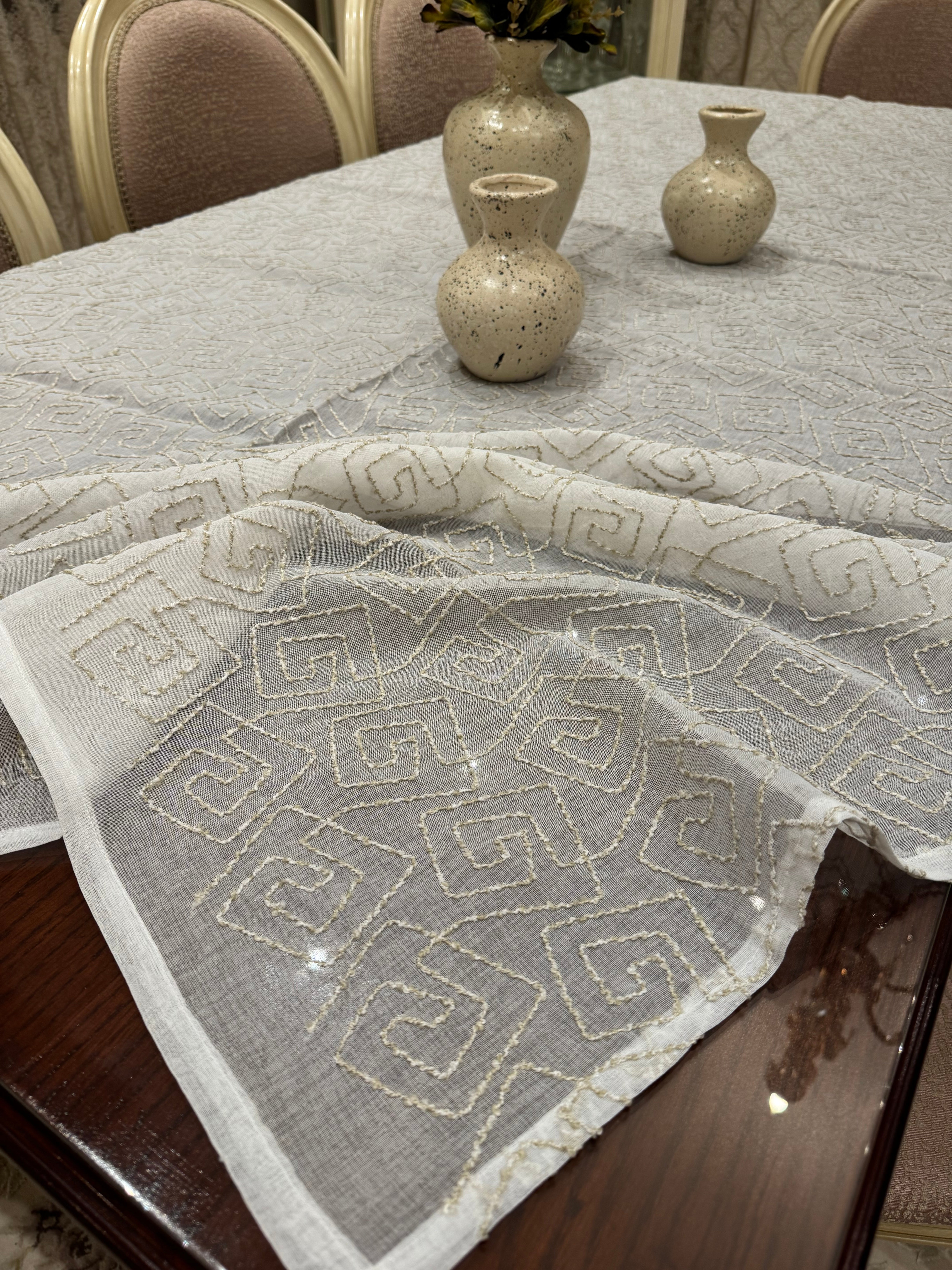 Soft white*beige table cloth