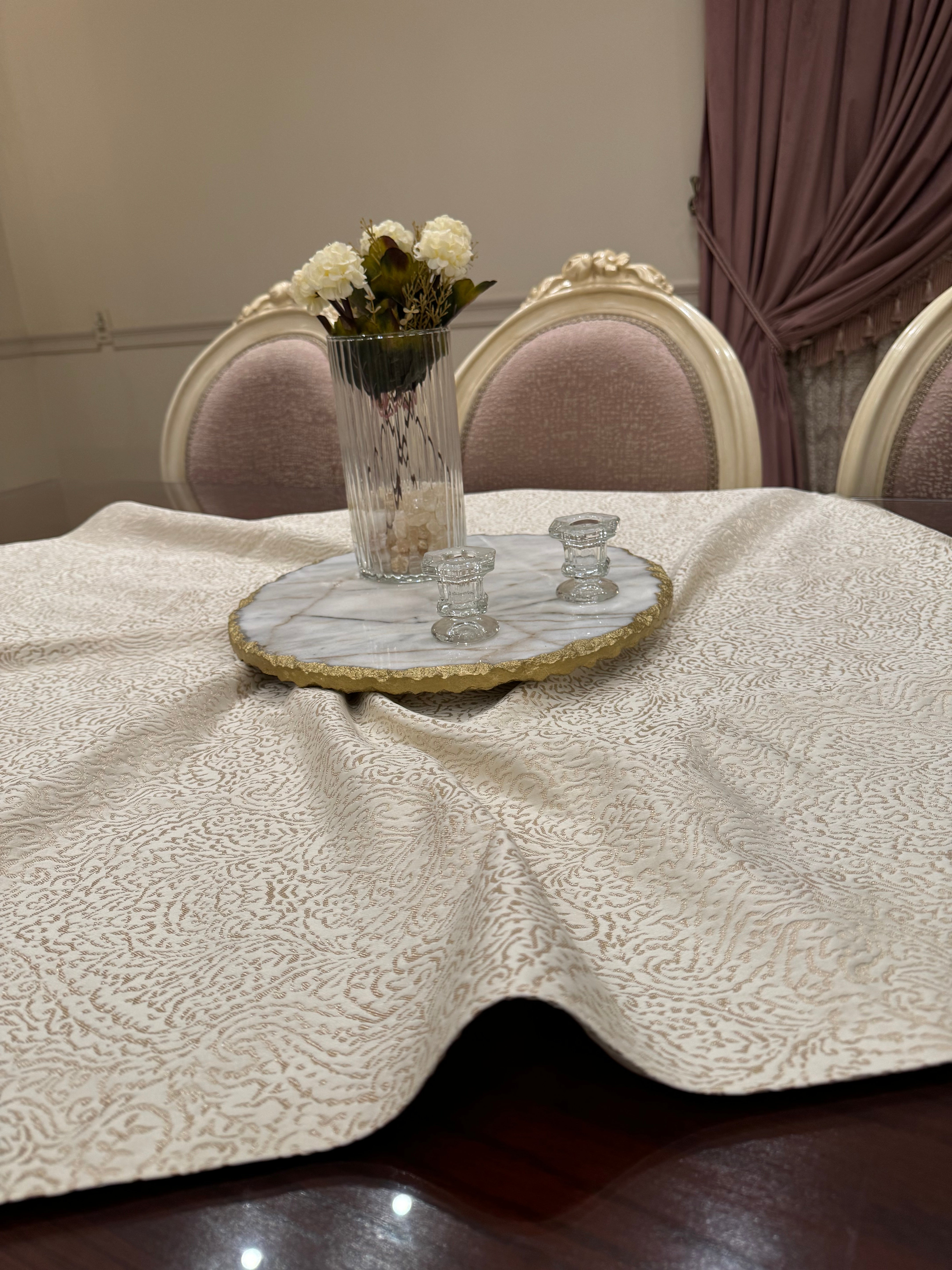 Offwhite*gold square table cloth