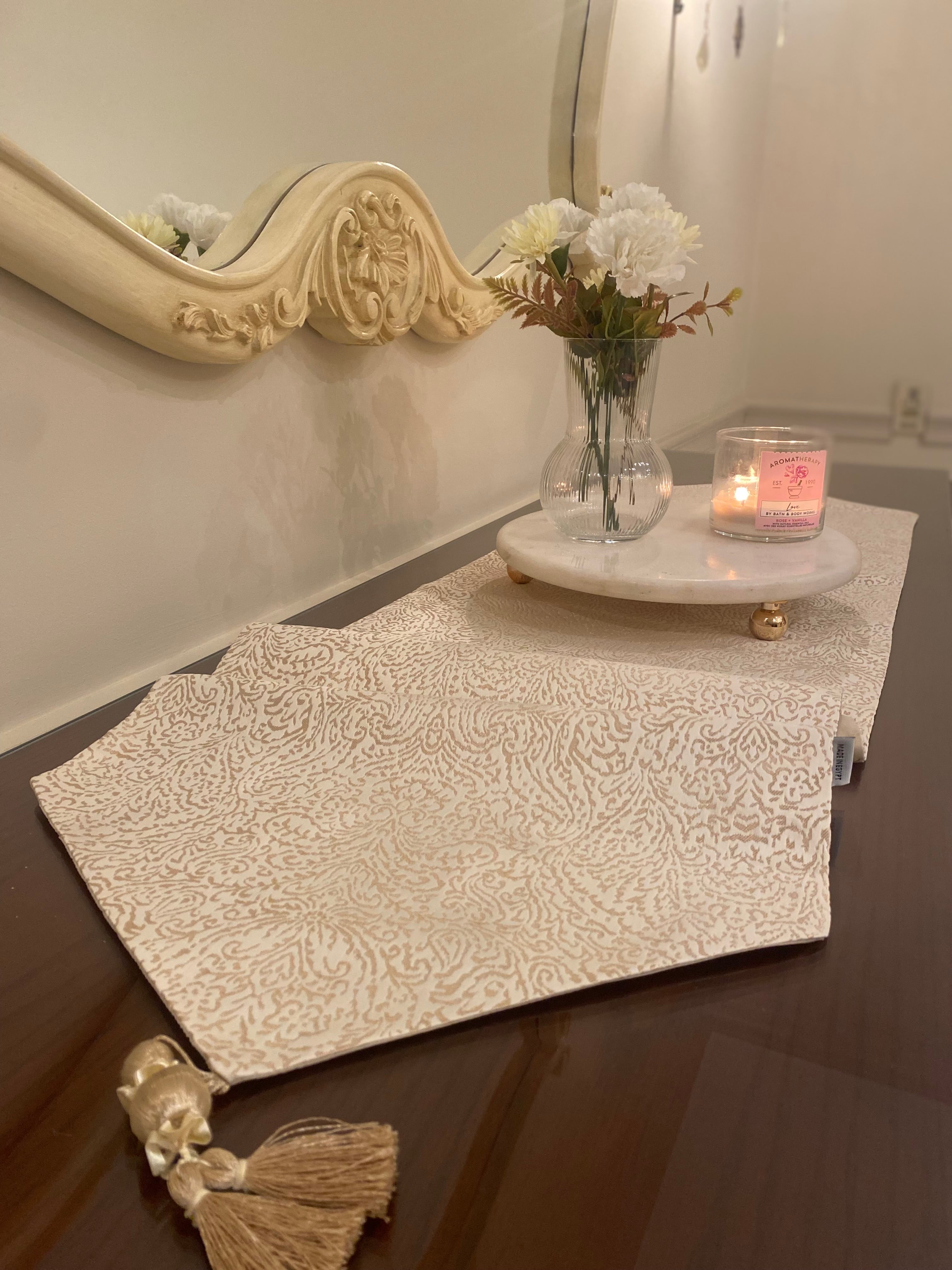 Gold*offwhite table runner