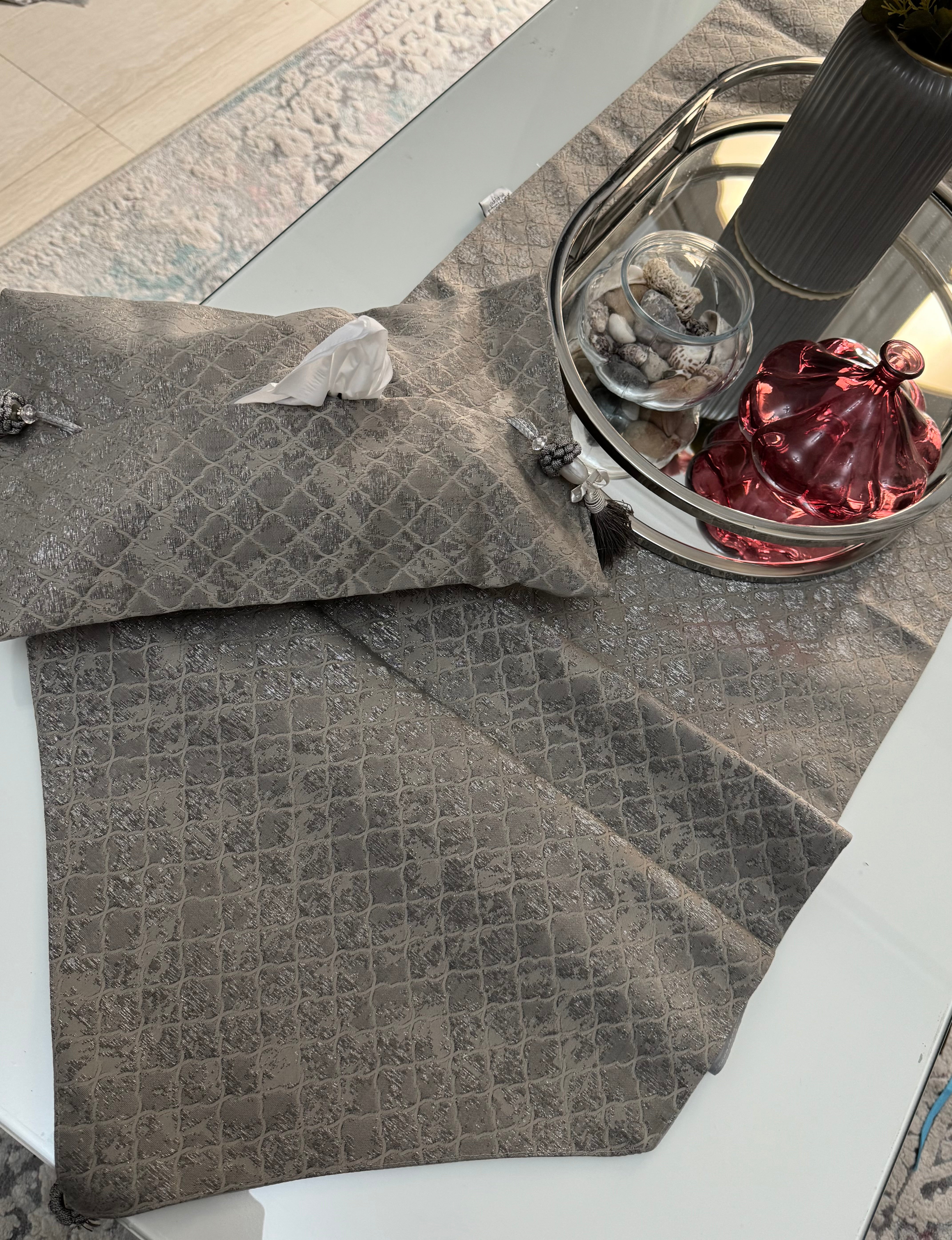 Dark grey table runner