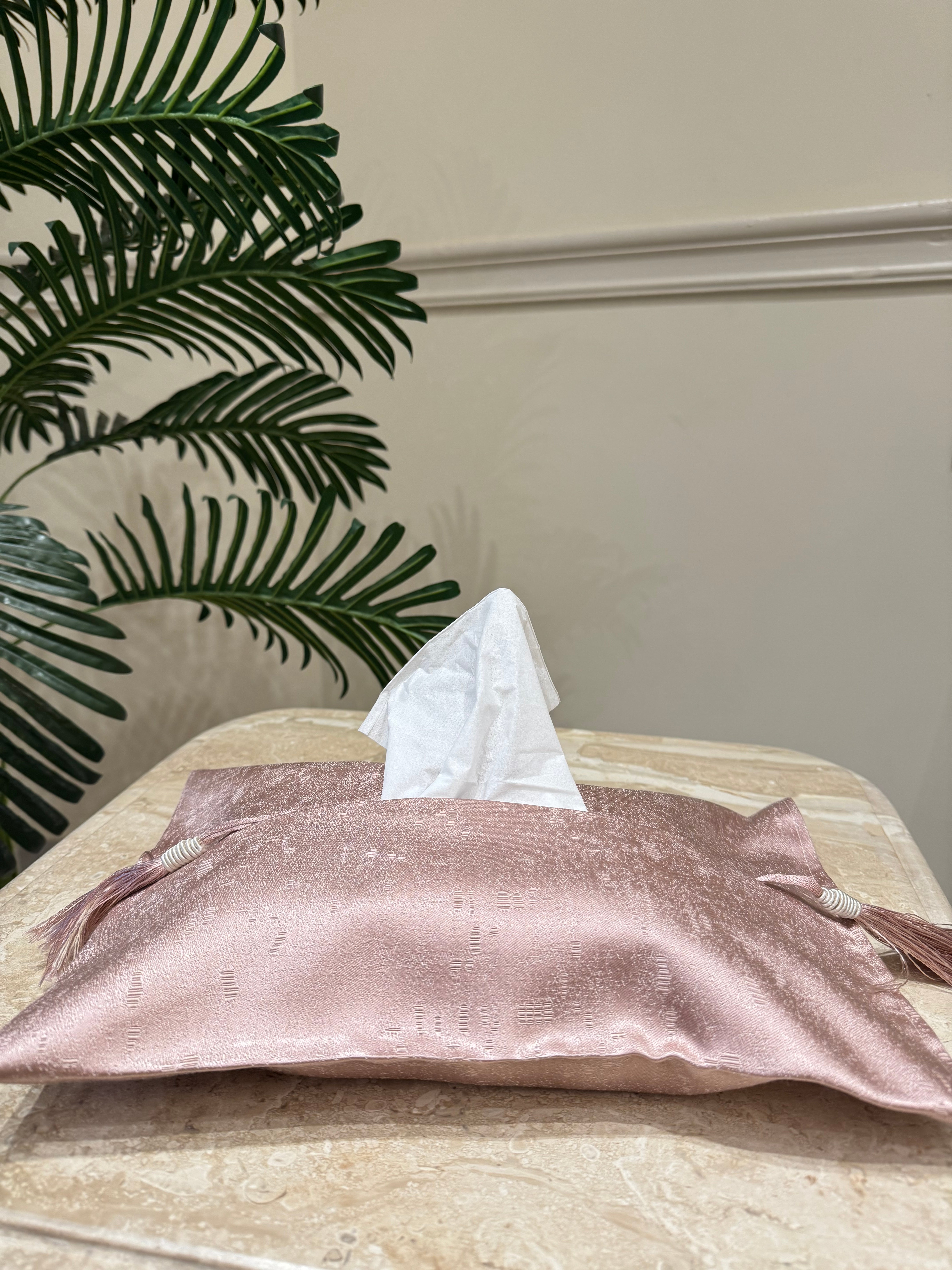 Cashmere tissue cover