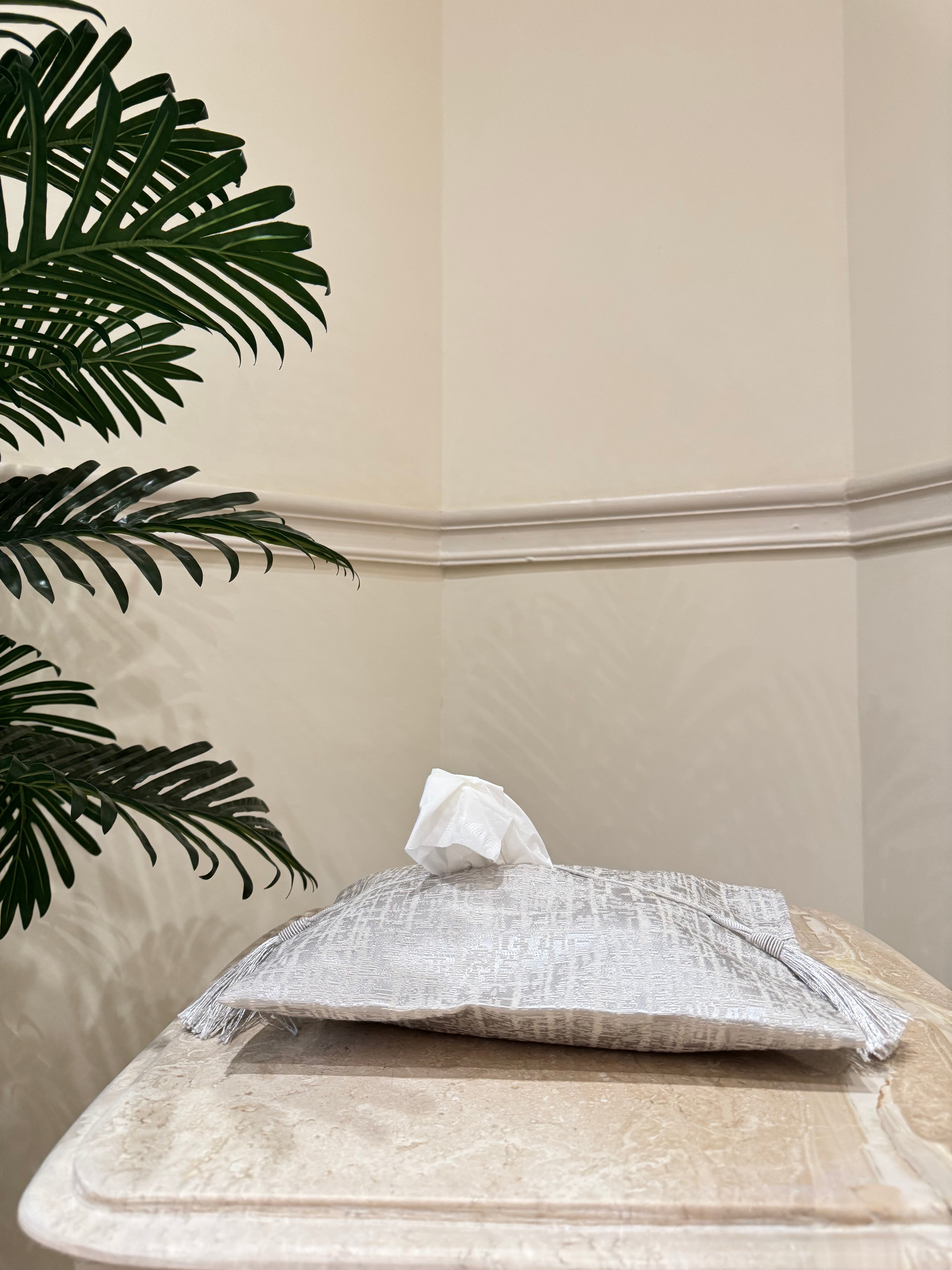 Tissue cover