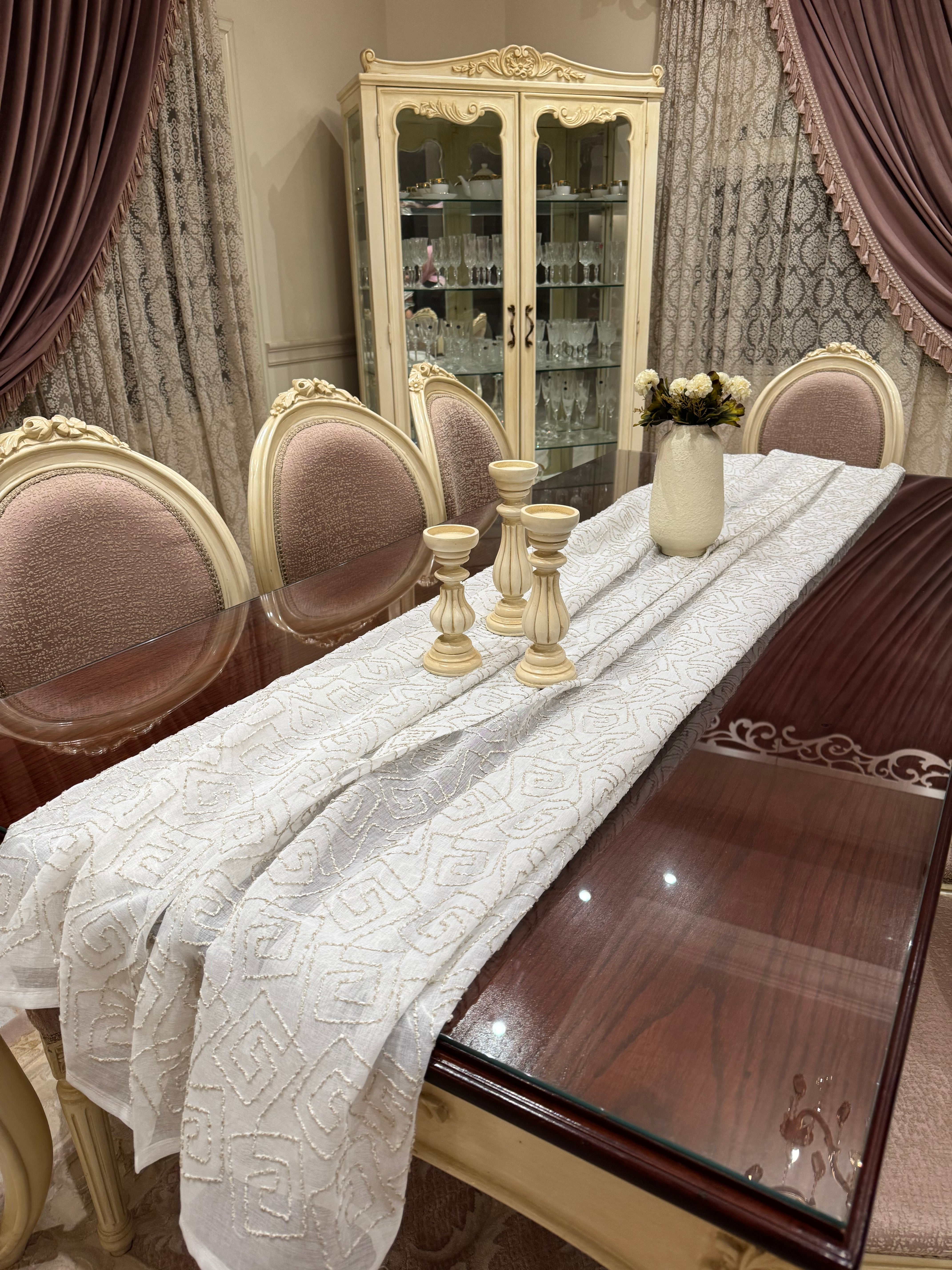 Soft white*beige table cloth