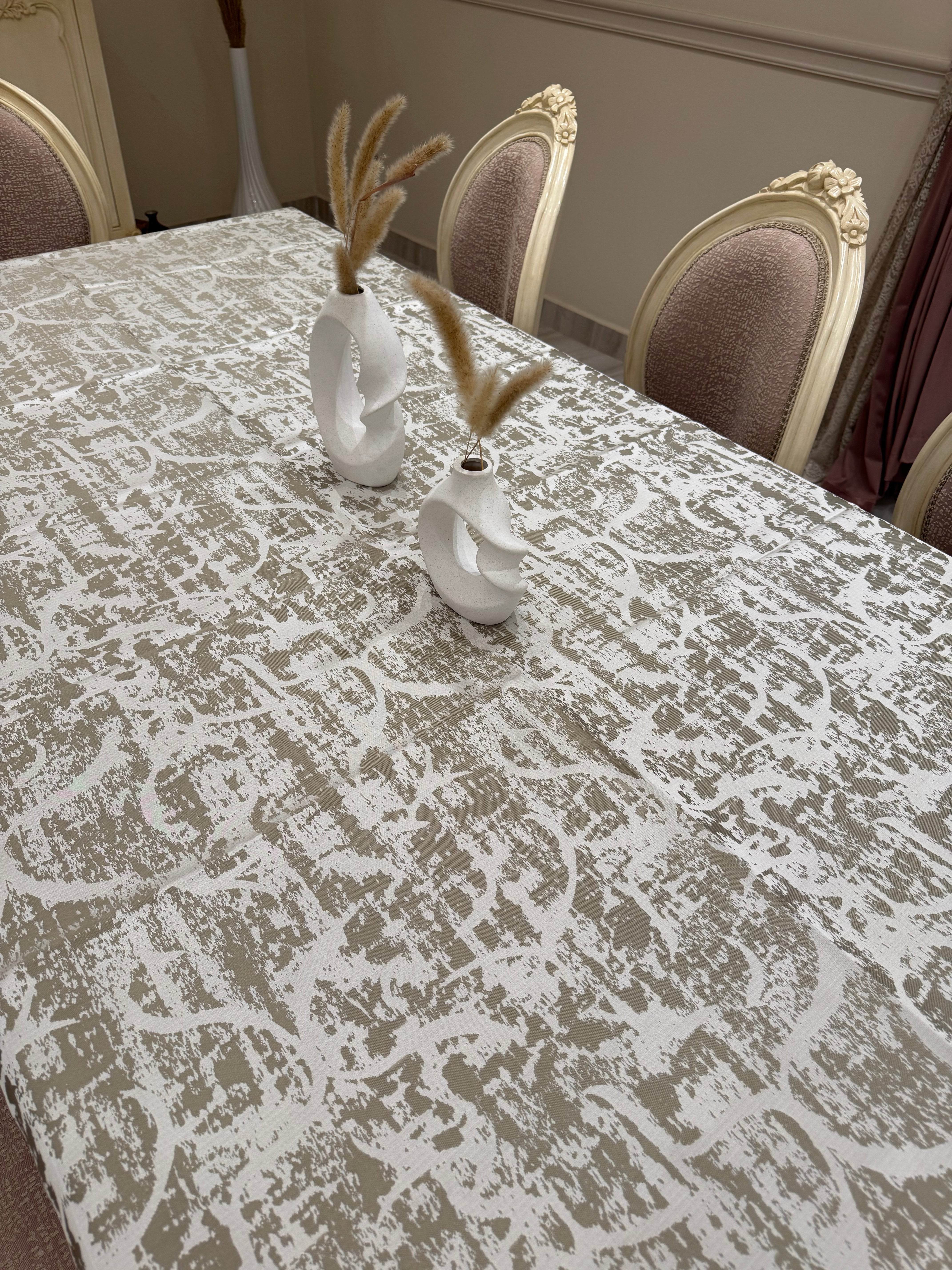 Wooded cafe table cloth