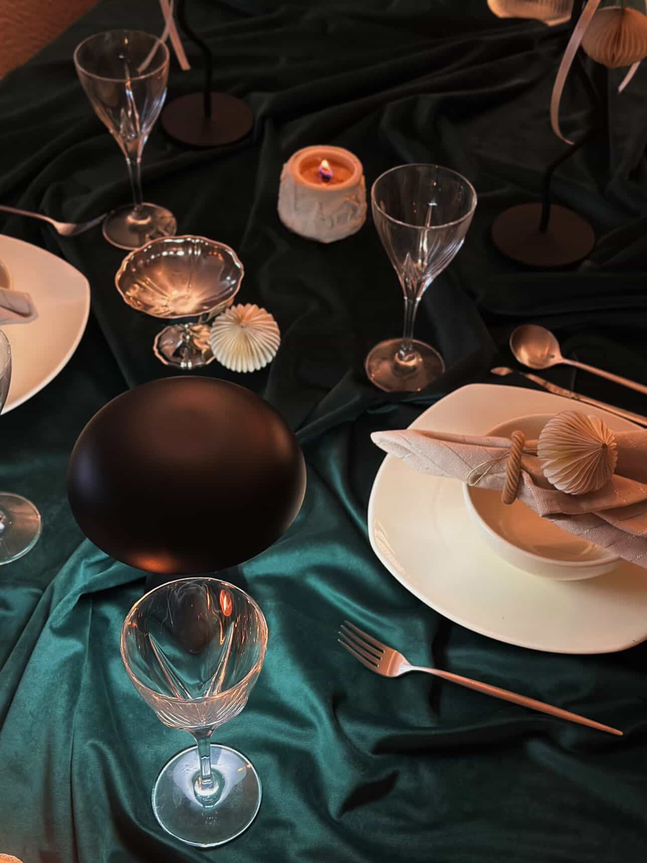 Royal green full table cloth