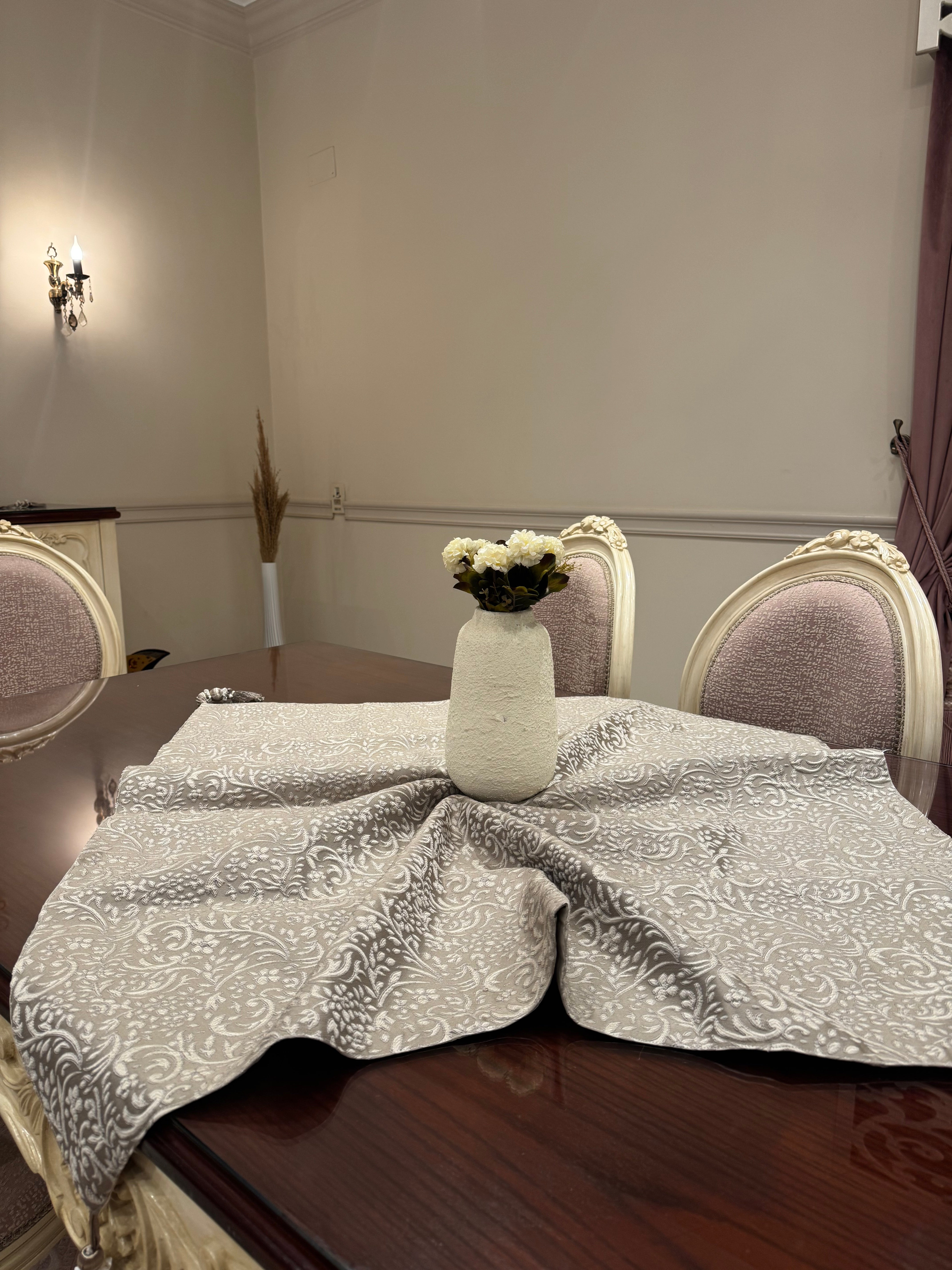 Royal cafe