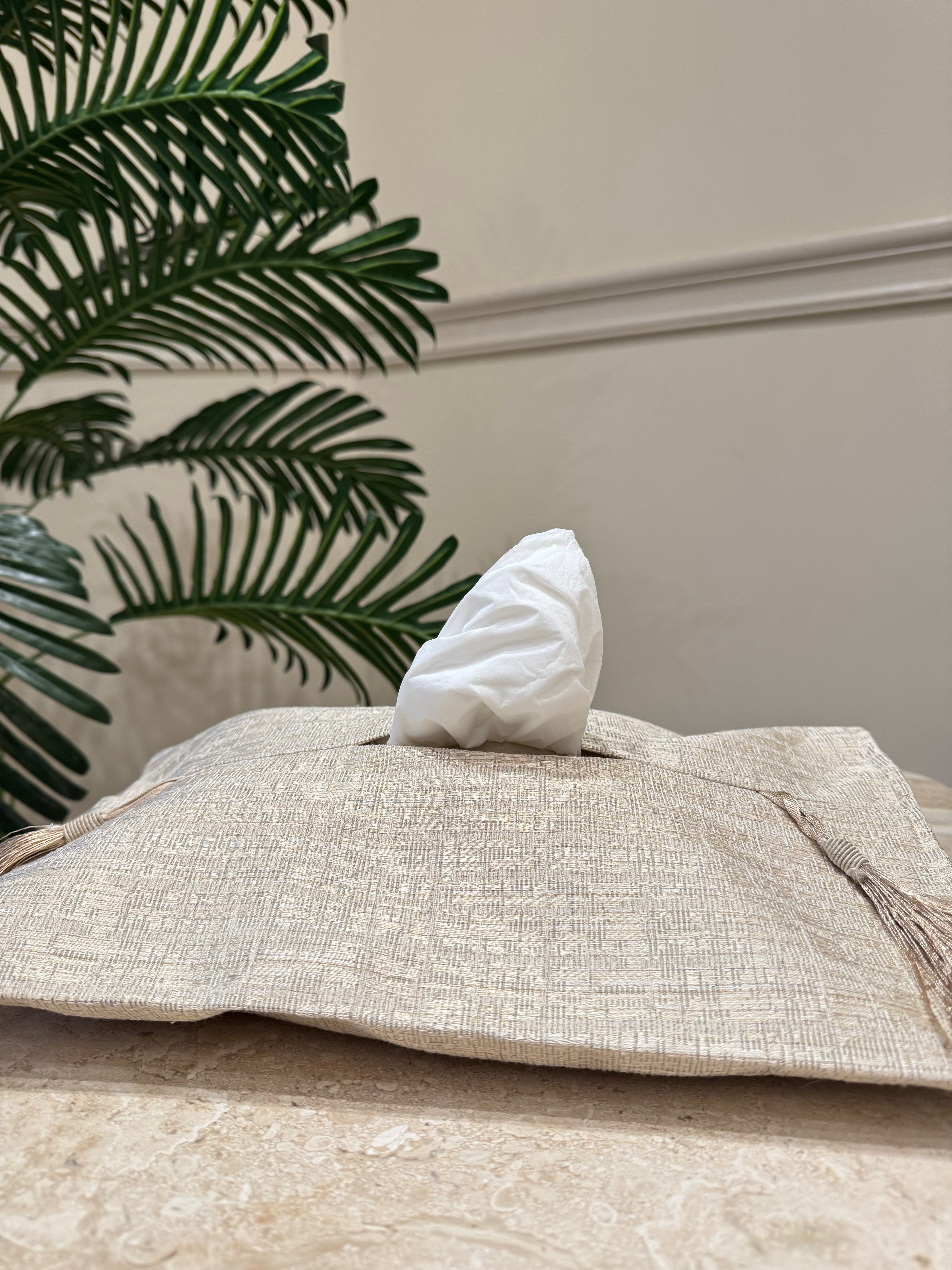 Royal gold tissue cover