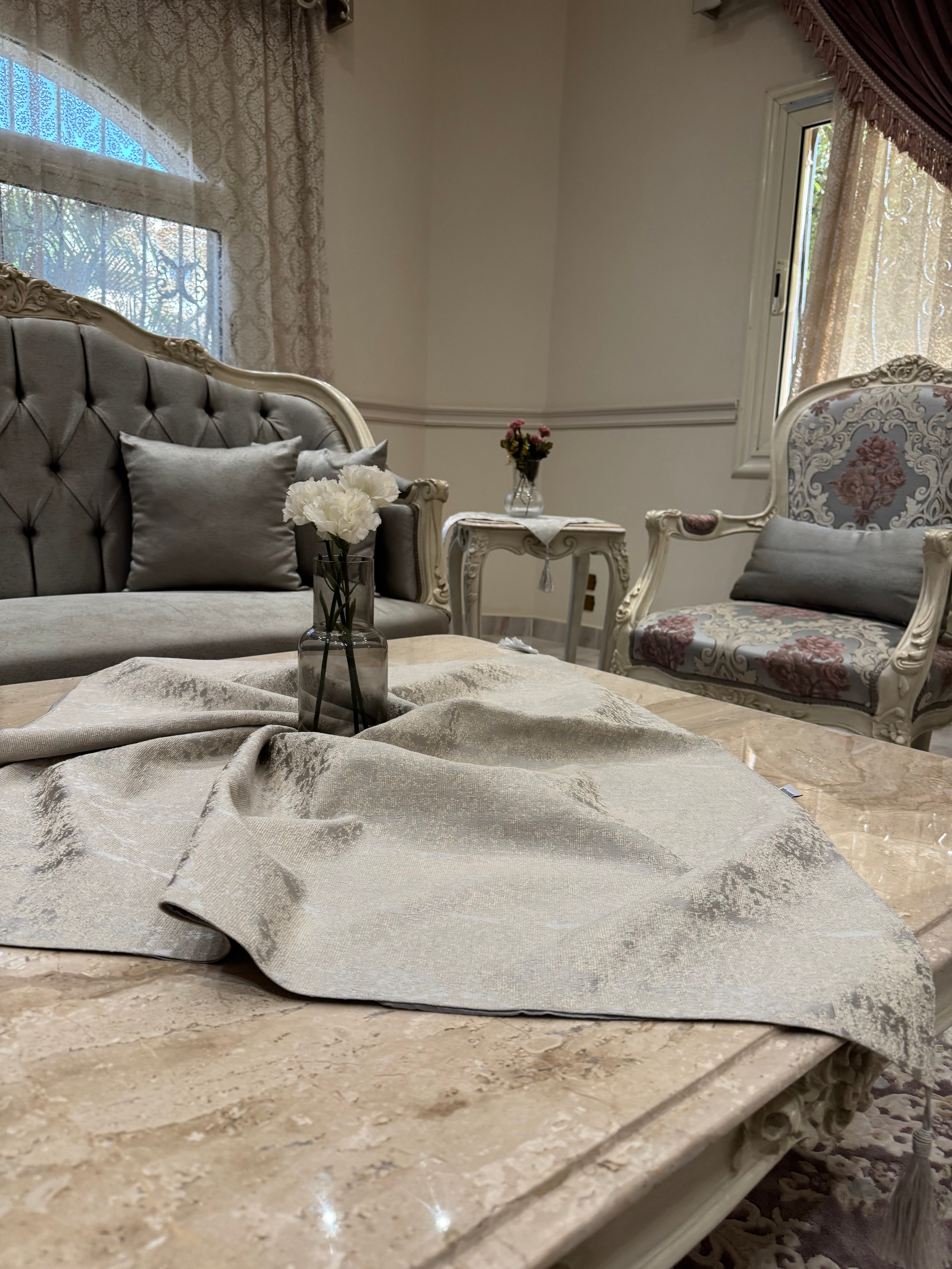 Greish*silver table cloth