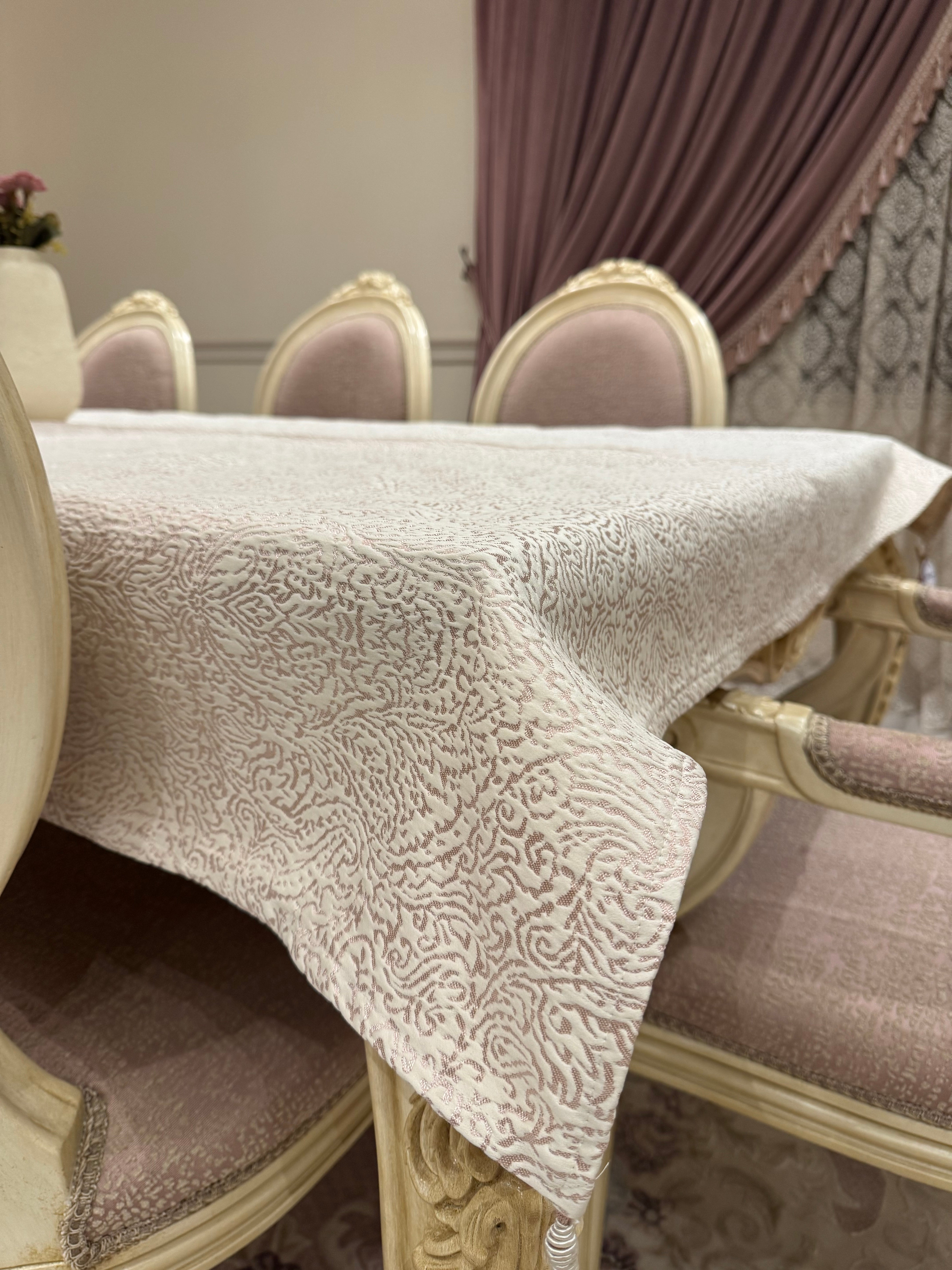 Cashmere*offwhite full table cloth