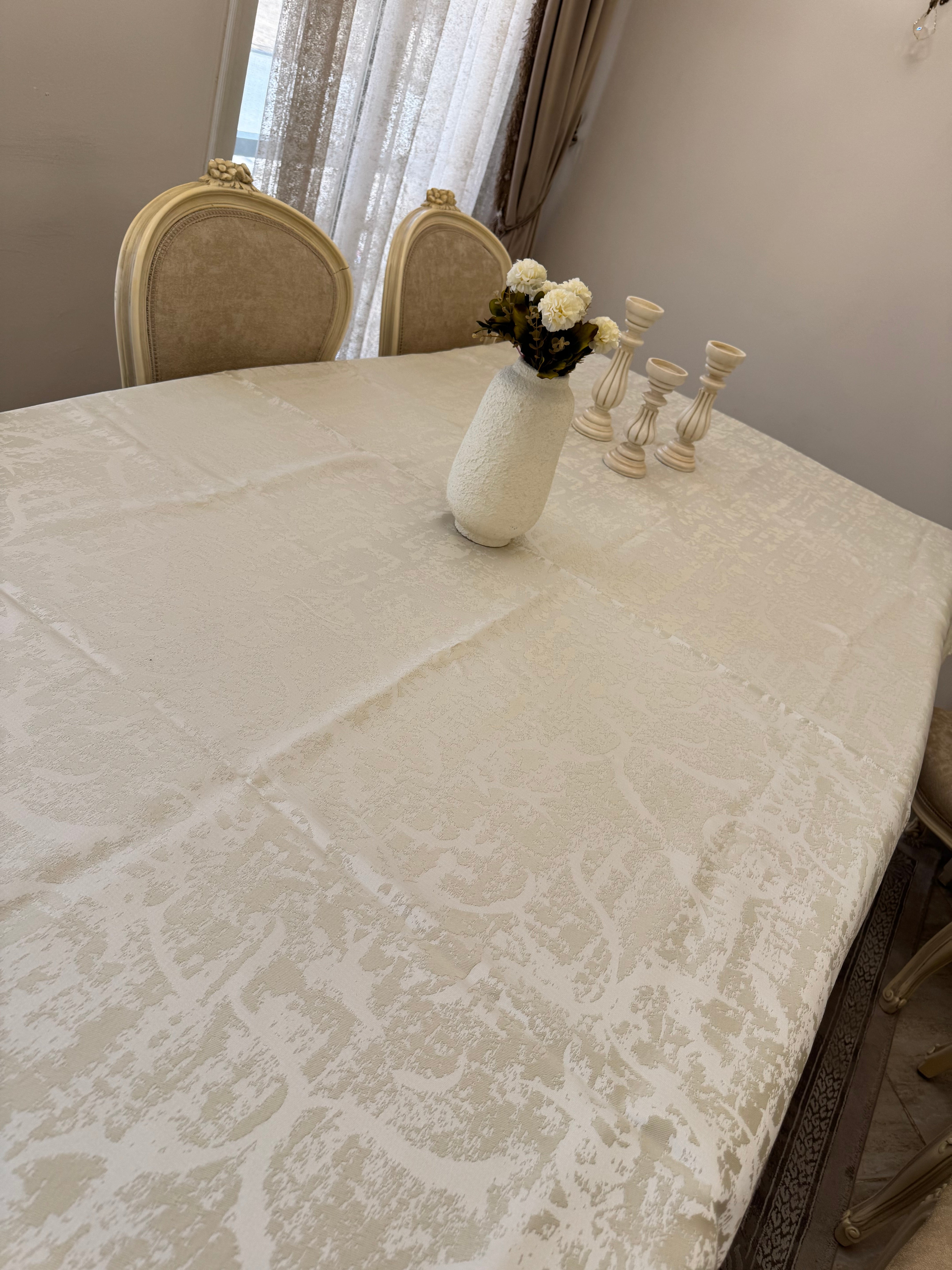 Silk beige*offwhite table cloth