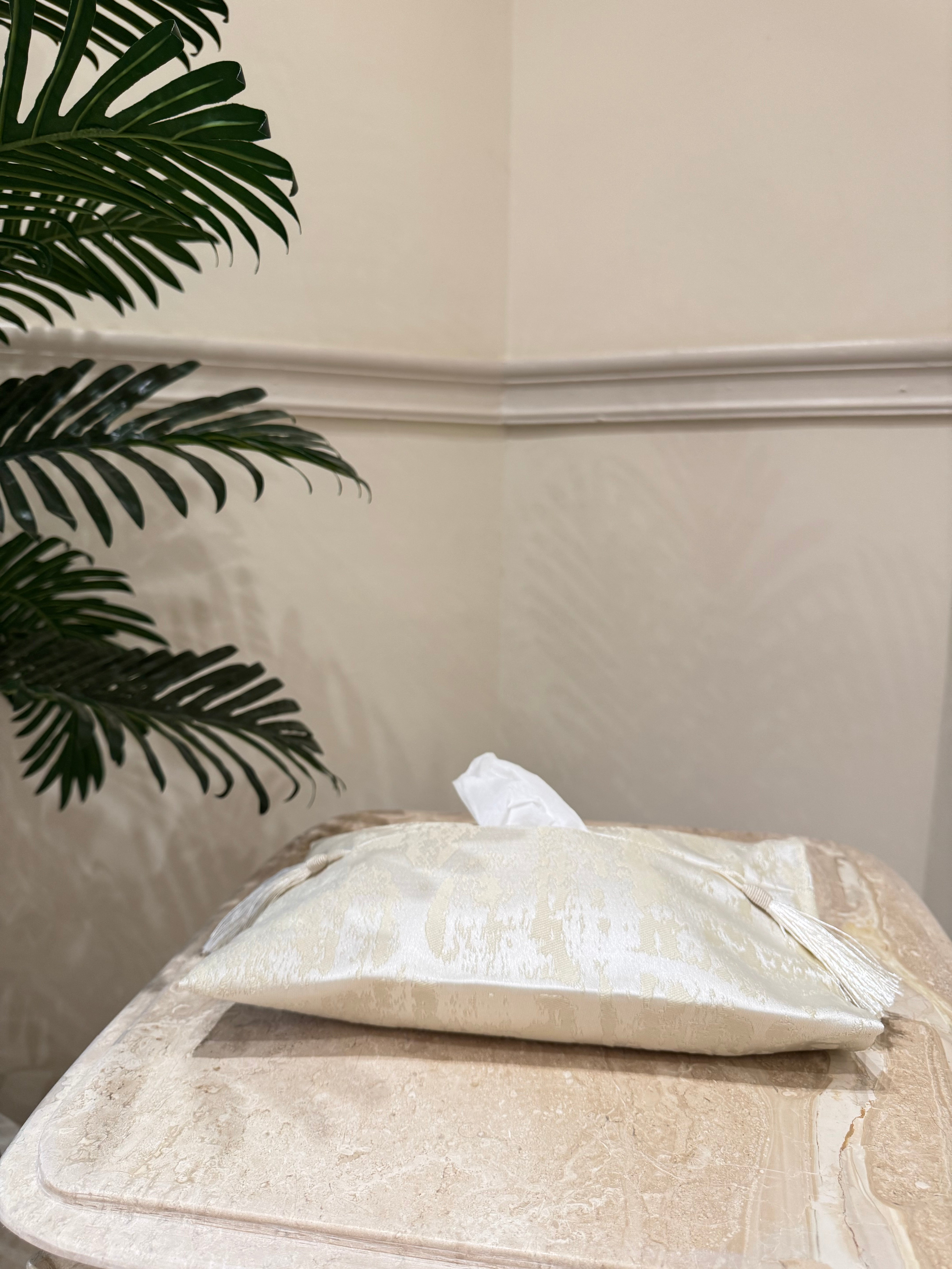 Tissue cover