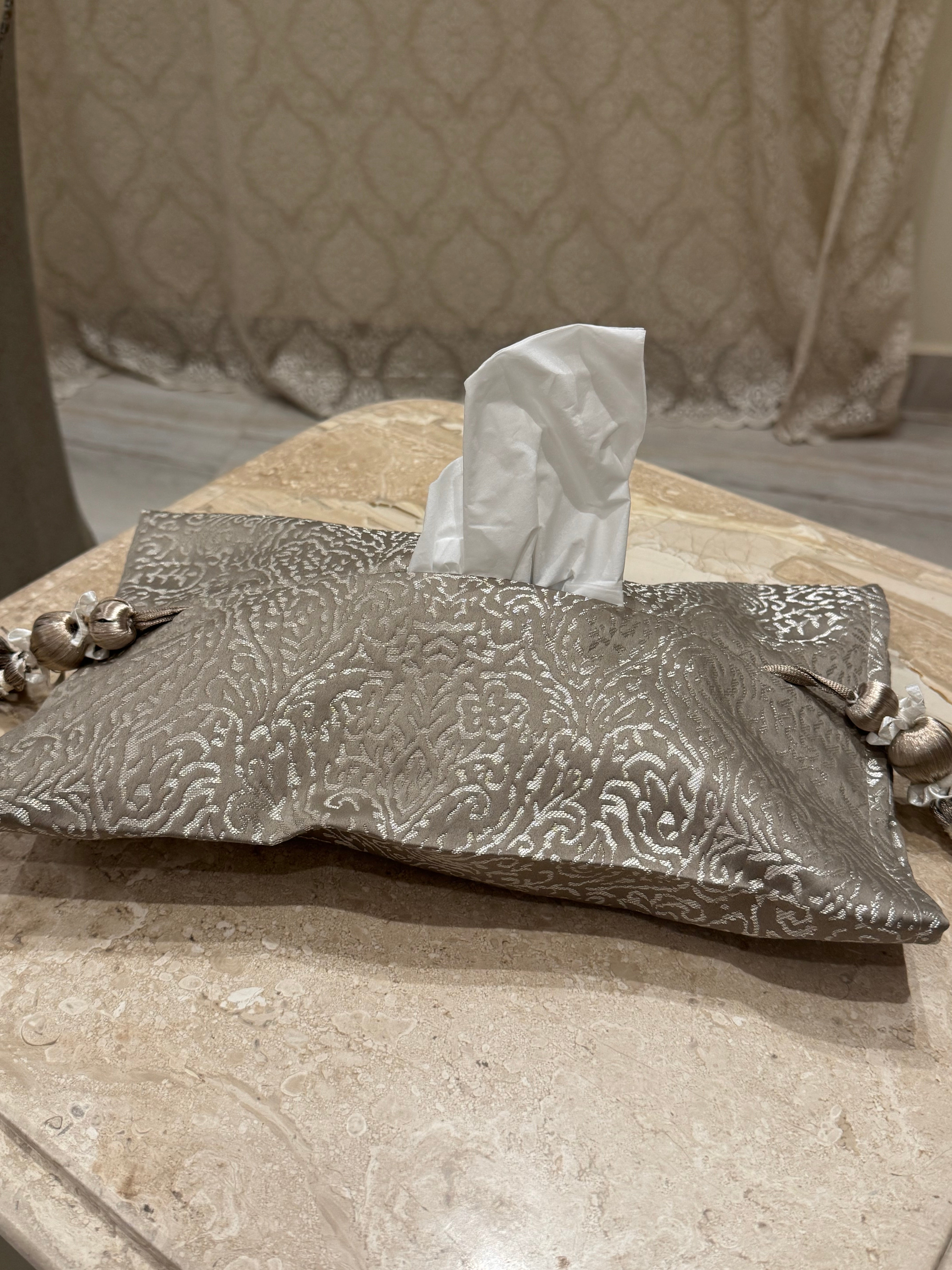 Oxide*silver table runner