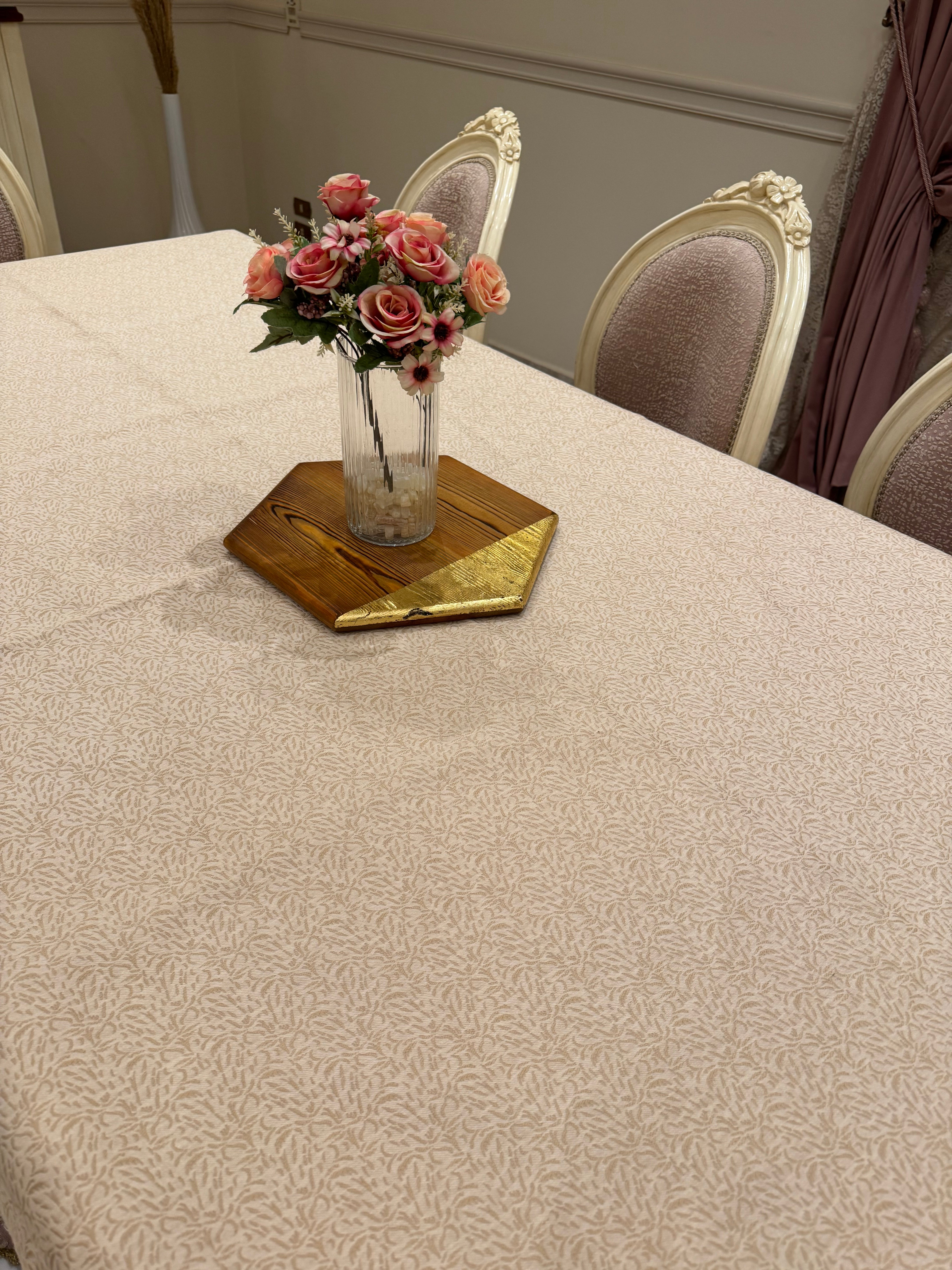 Creamy peach table cloth